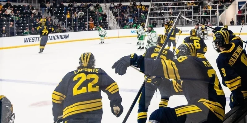 Hockey playing rhythm through fixtures